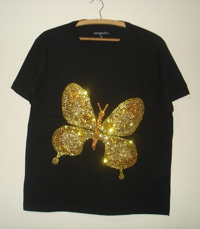 camiseta-borboleta-dourada-1
